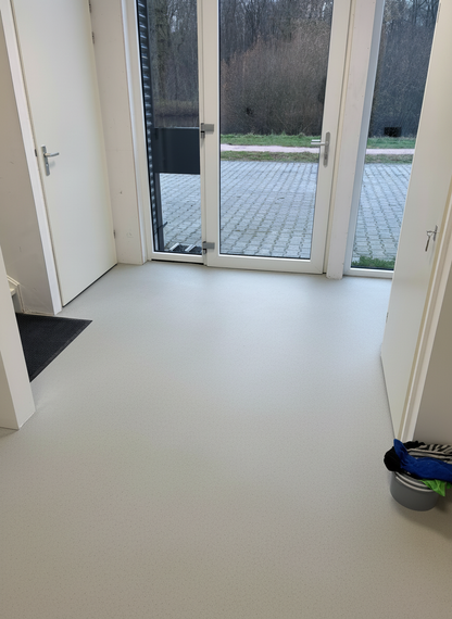 Floor coating - RAL 7035