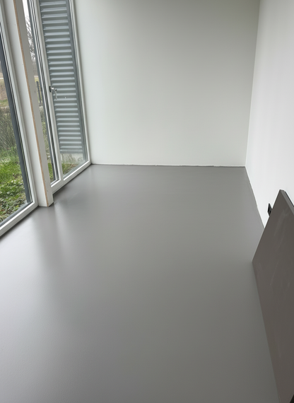 Floor coating - RAL 7044