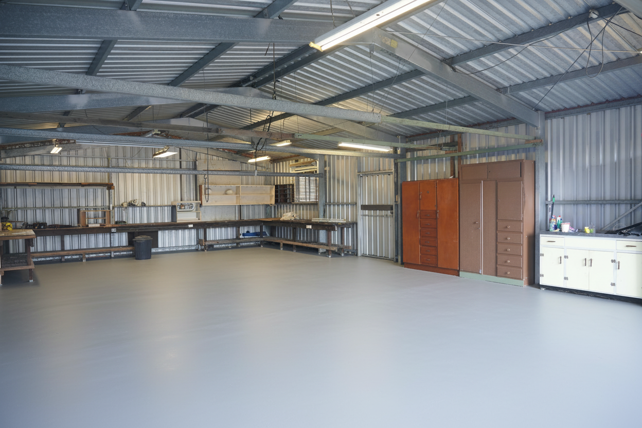 Garage floor coating - RAL 7032
